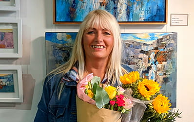 Artist Linda Hollingshead